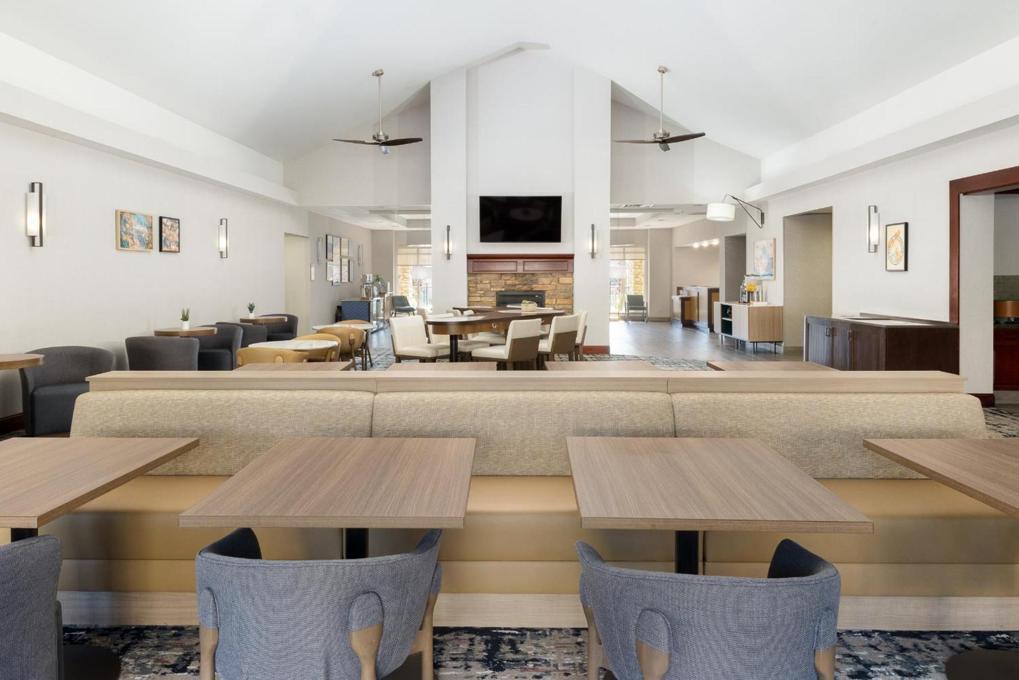 Homewood Suites By Hilton Ontario Ранчо-Кукамонга Экстерьер фото